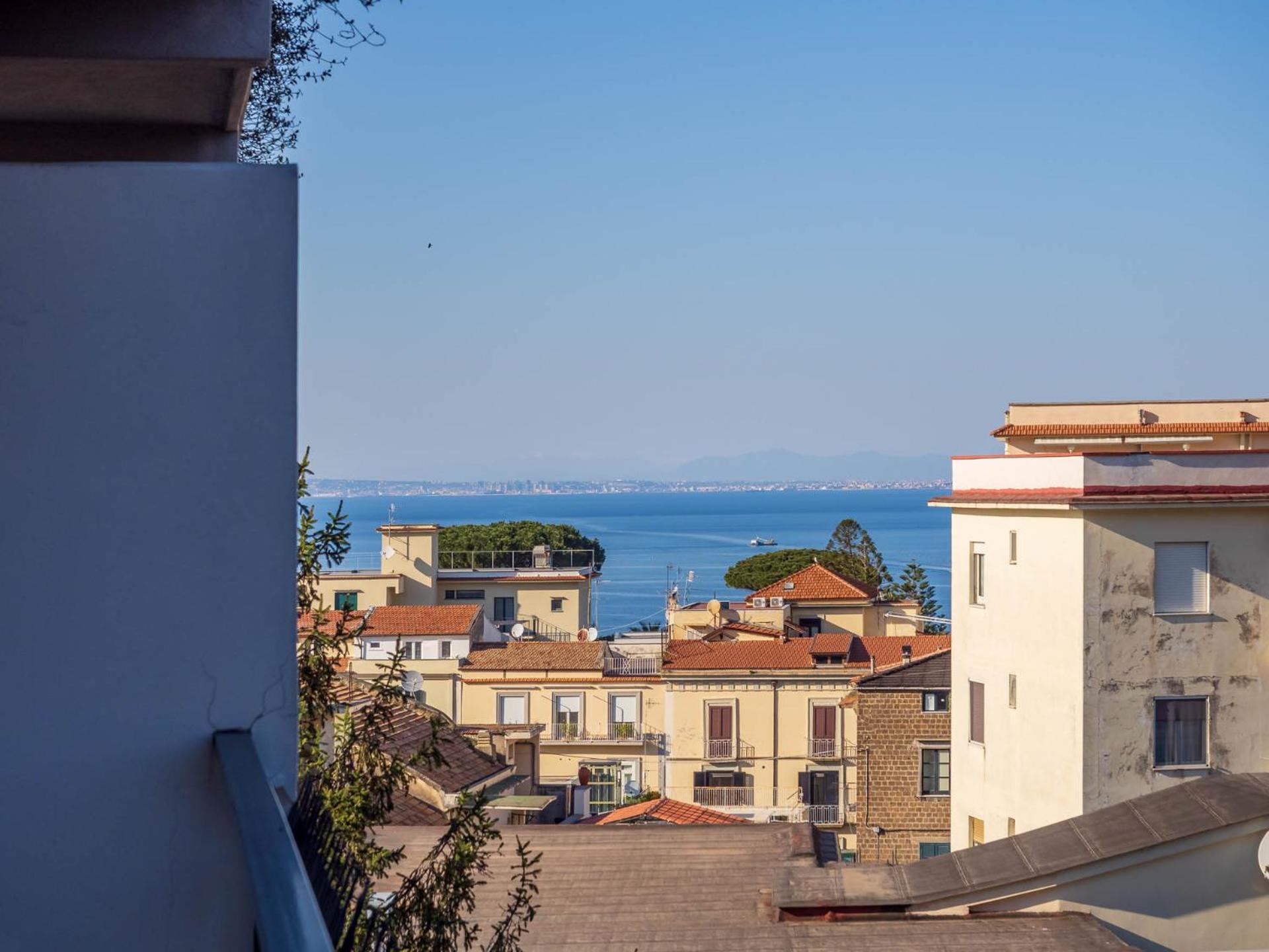 Appartamento Pine House Sorrento Esterno foto
